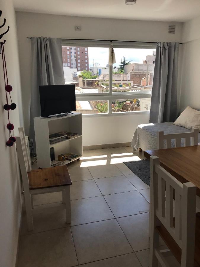 Dto Nuevo Barrio Universitario II , Wifi Y Cochera-Check In Express-Pet Friendly Bahía Blanca Extérieur photo